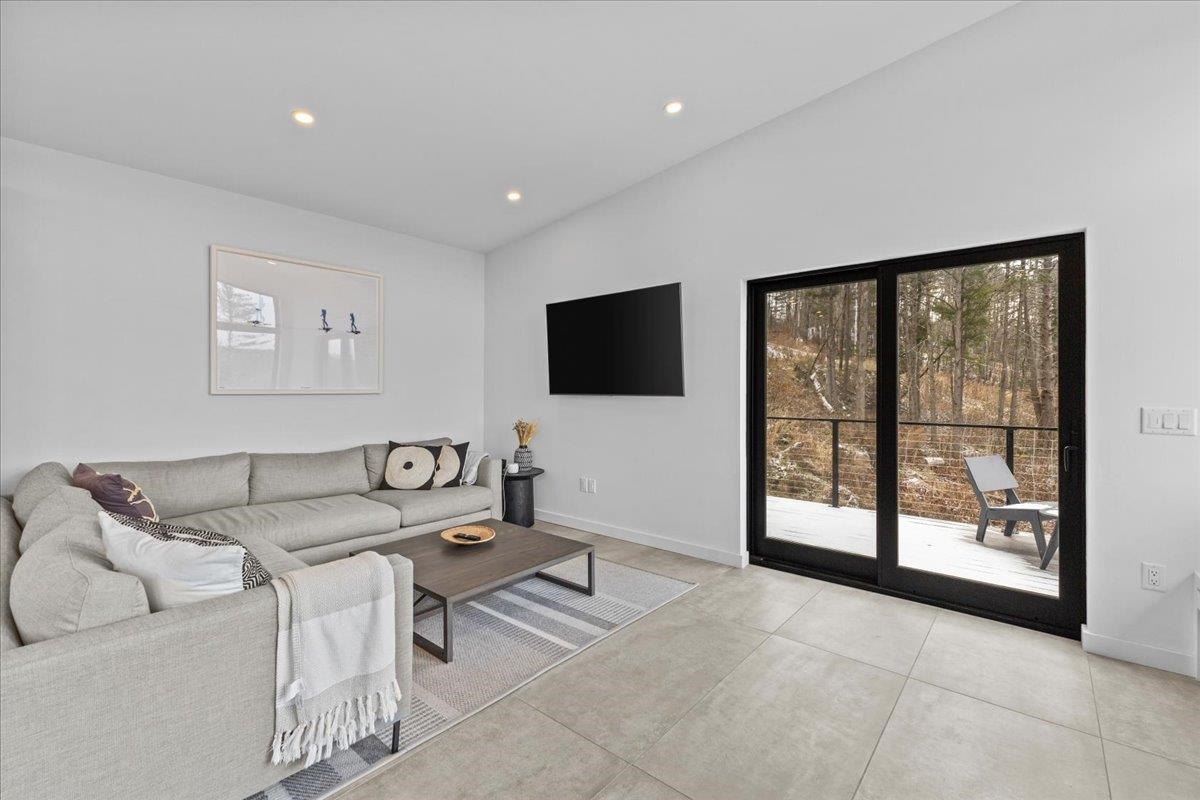 55 Eloise Lane Unit: A