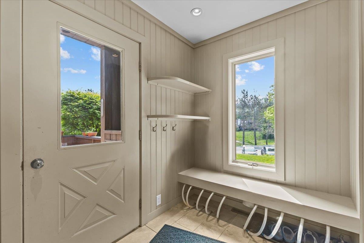 61 Garden Road Unit: #64