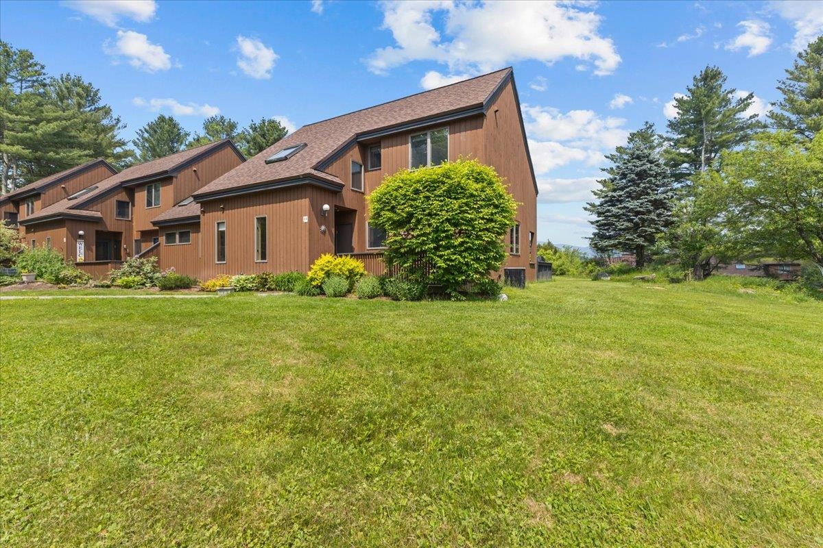 61 Garden Road Unit: #64