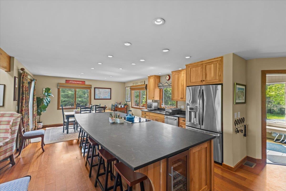 61 Garden Road Unit: #64