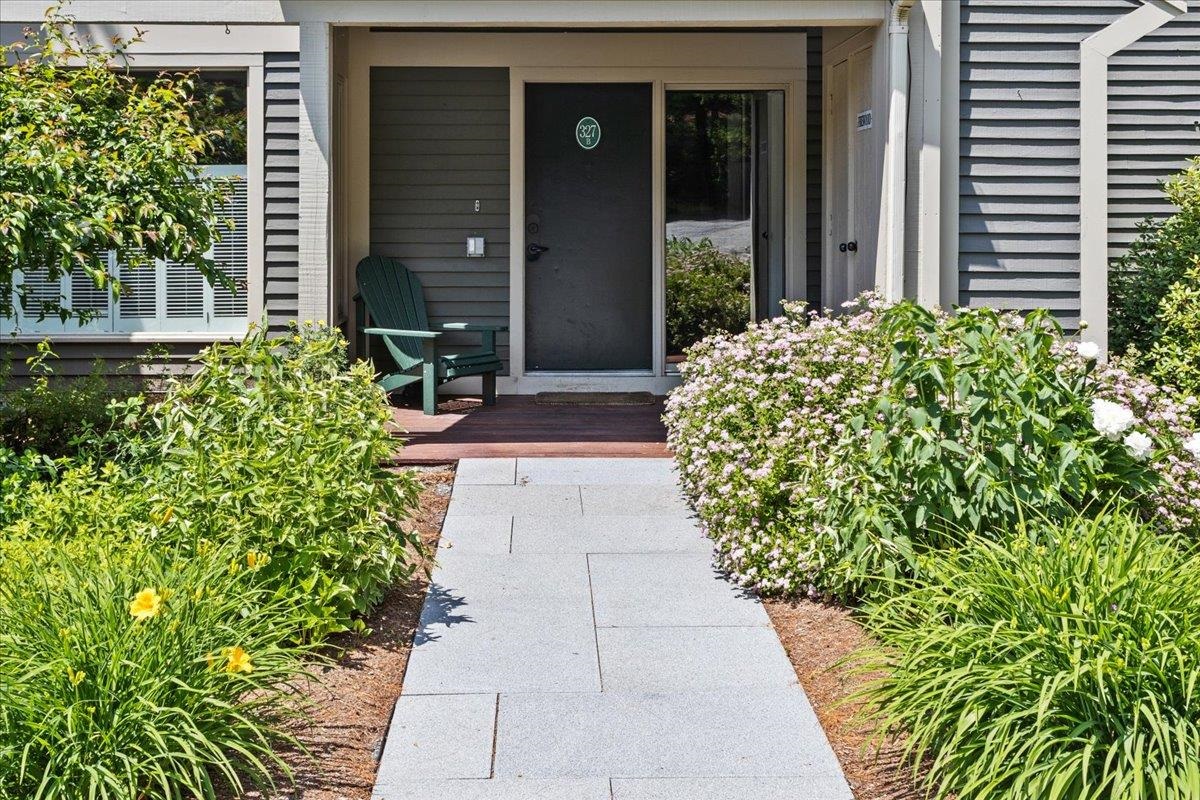 327 Topnotch Drive Unit: 327B