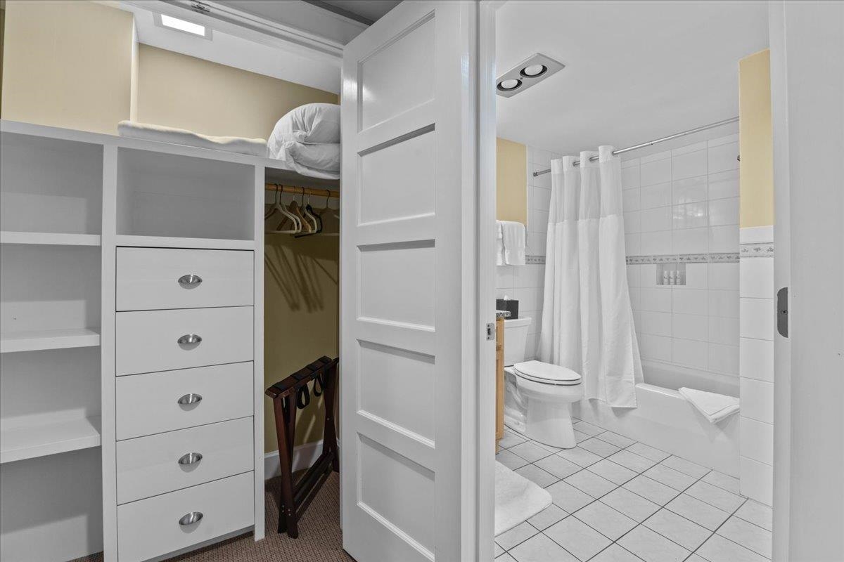 327 Topnotch Drive Unit: 327B