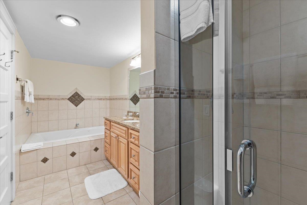 327 Topnotch Drive Unit: 327B