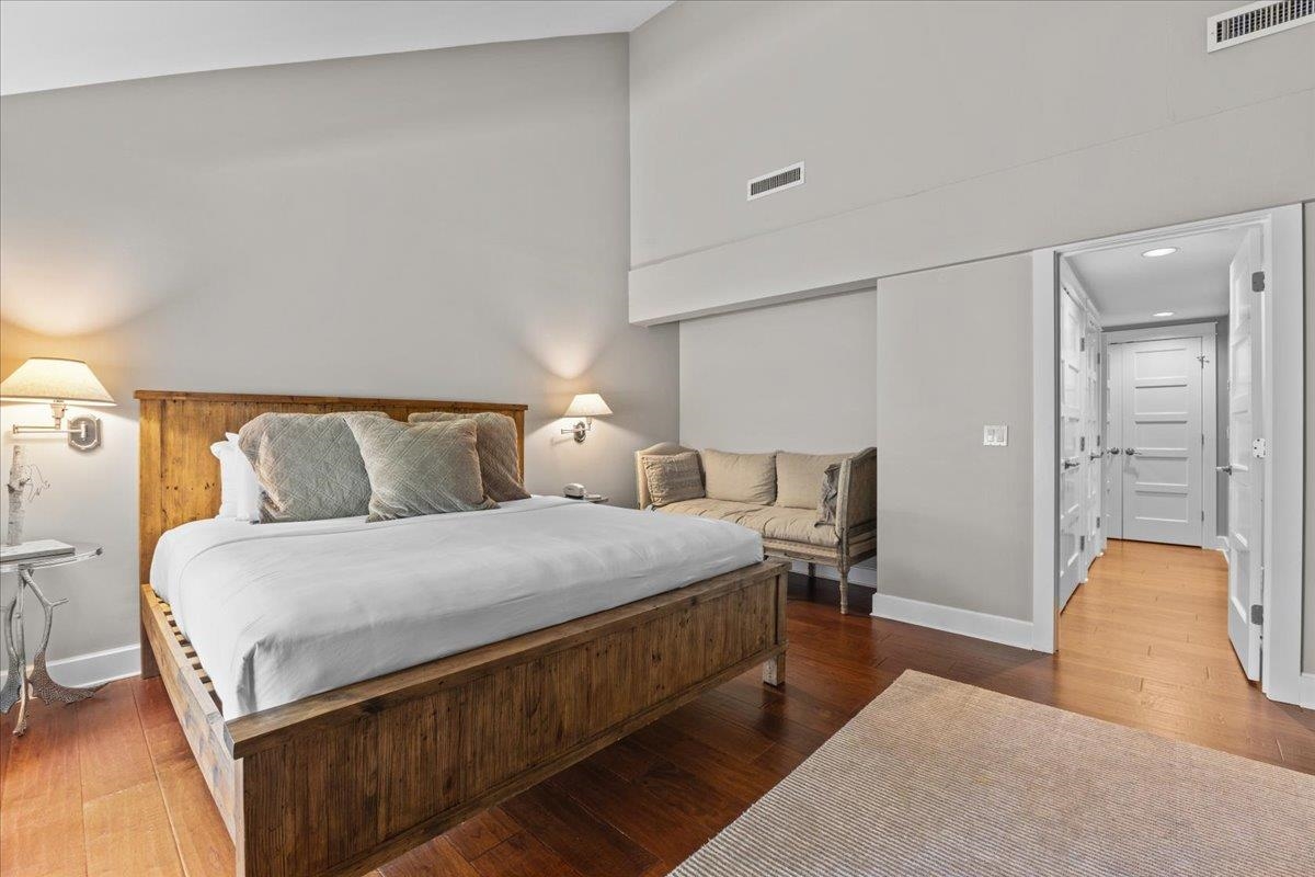 327 Topnotch Drive Unit: 327B