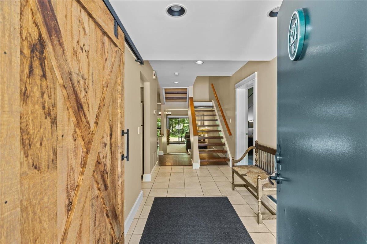 327 Topnotch Drive Unit: 327B