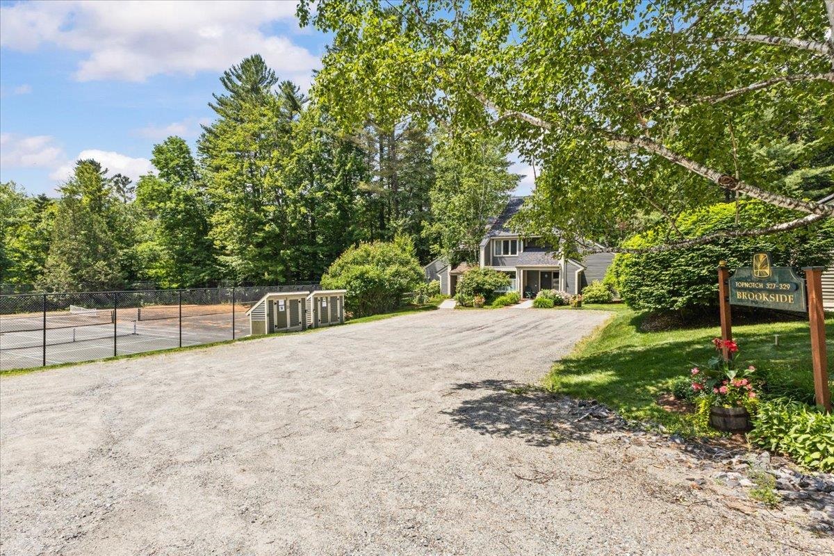 327 Topnotch Drive Unit: 327B