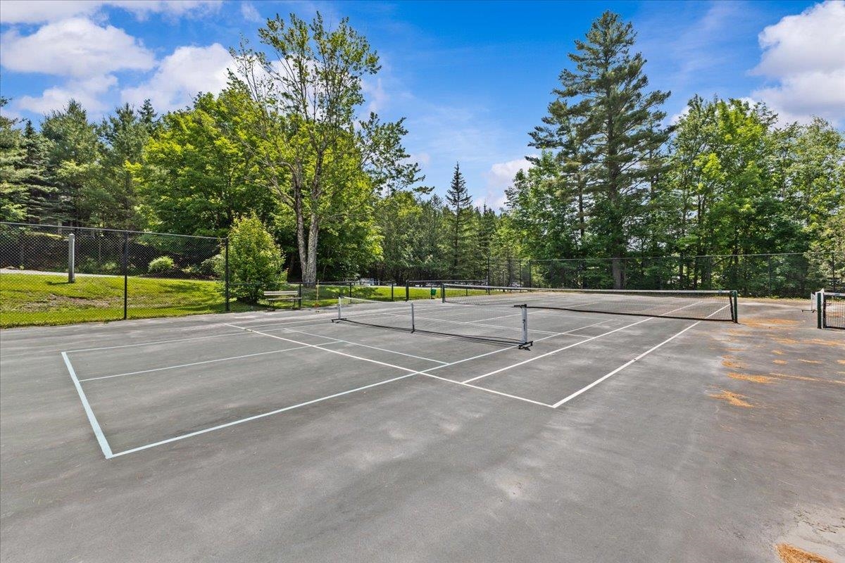 327 Topnotch Drive Unit: 327B