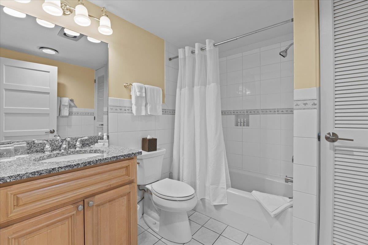 327 Topnotch Drive Unit: 327B