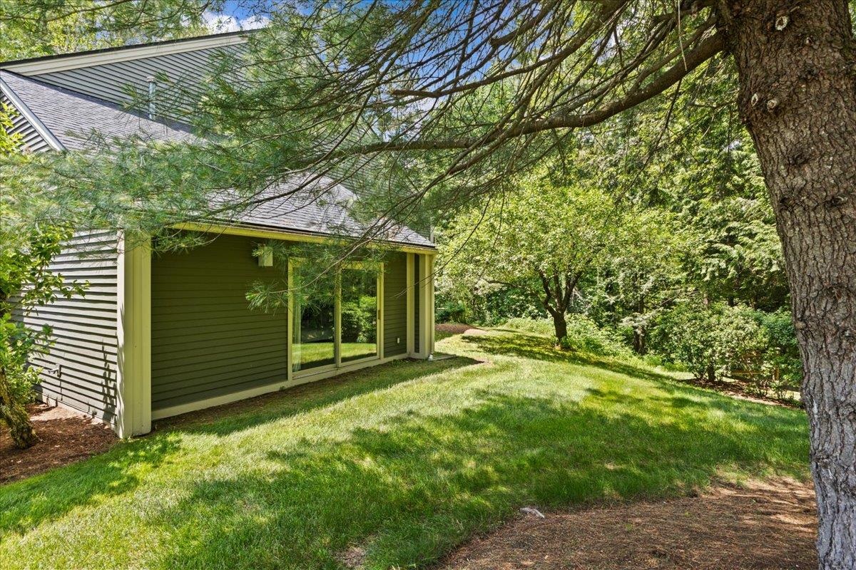 327 Topnotch Drive Unit: 327B