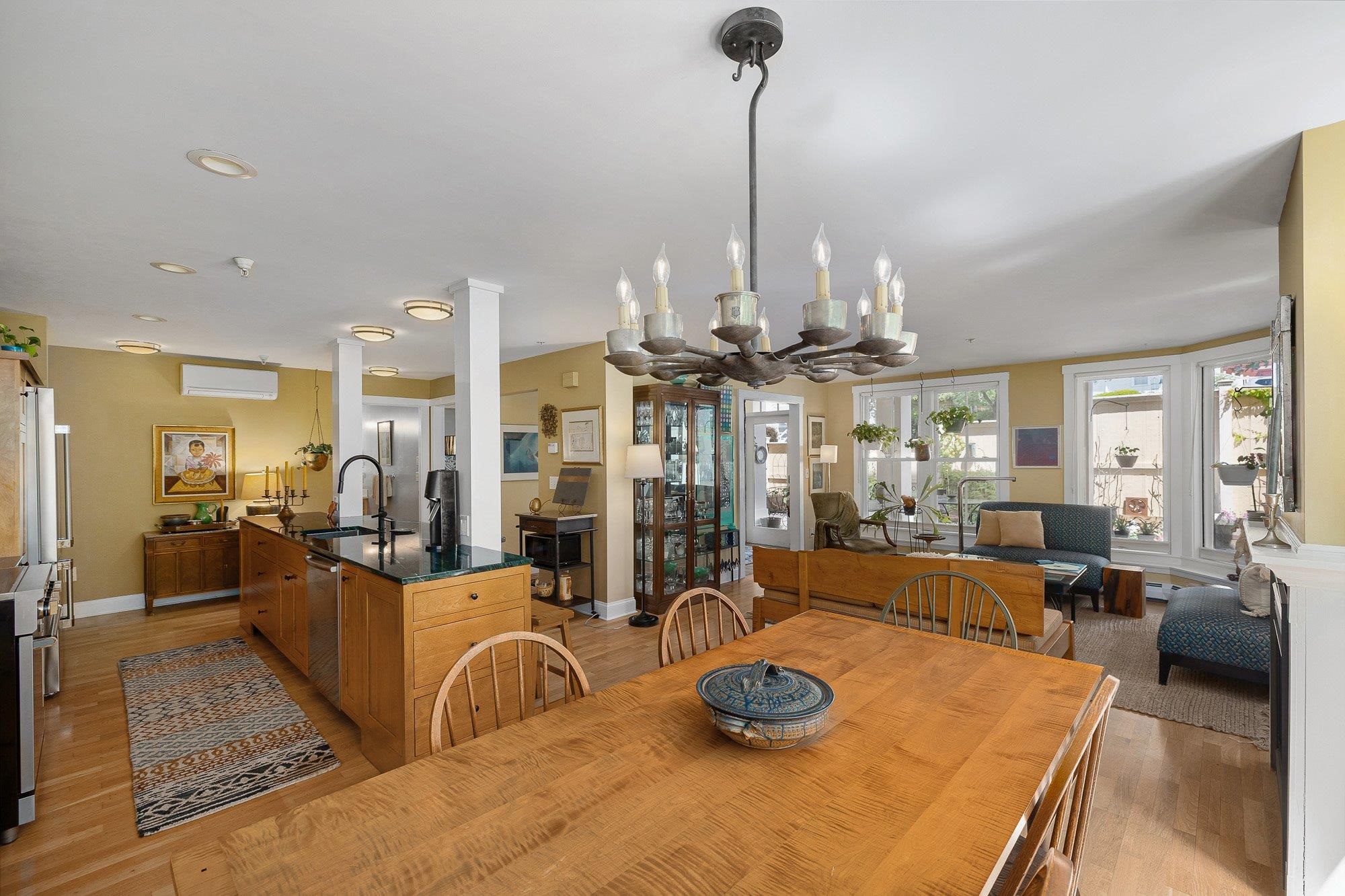 162 South Main Street Unit: 1