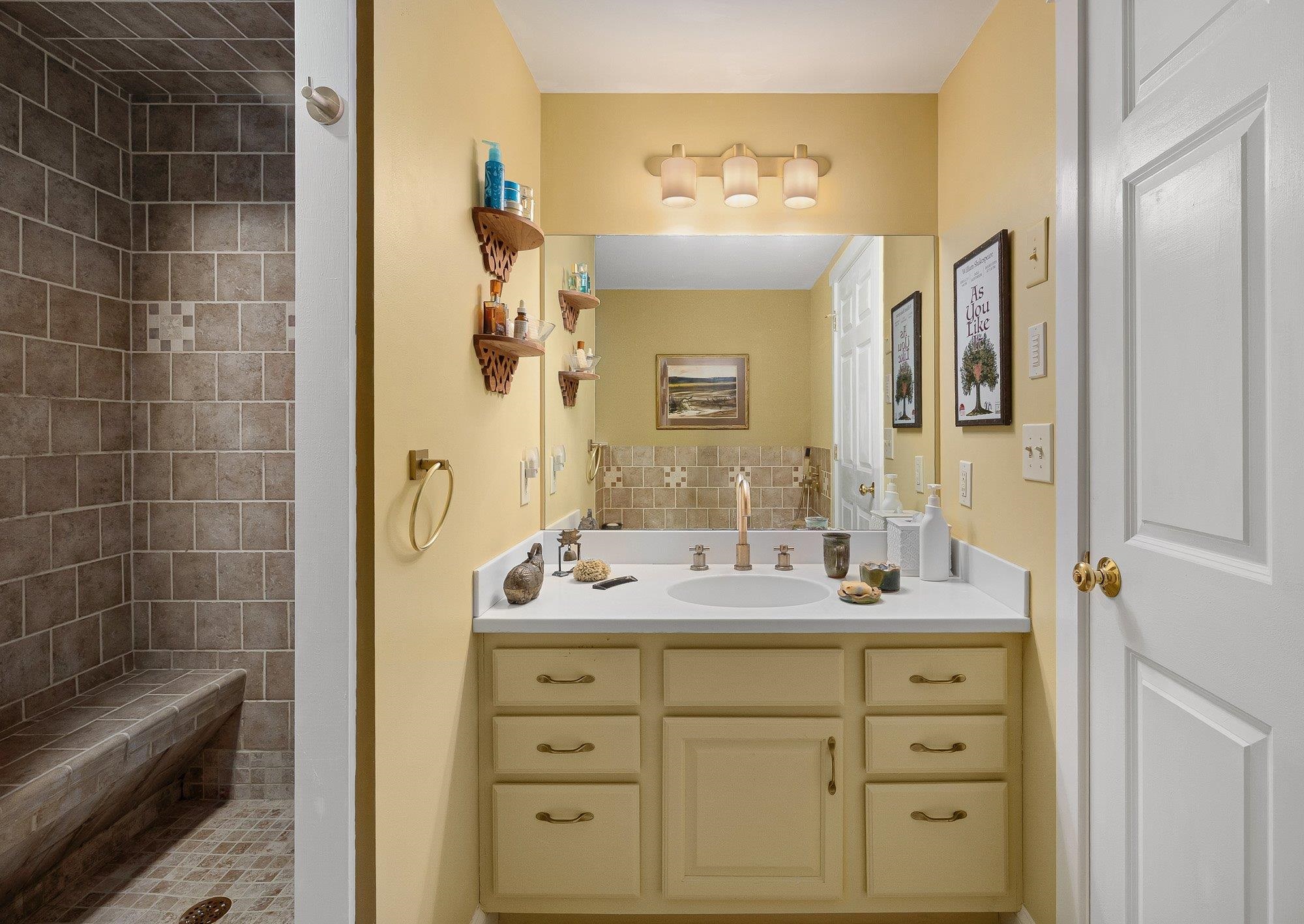 162 South Main Street Unit: 1