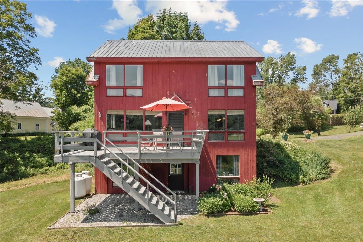 1487 River Road