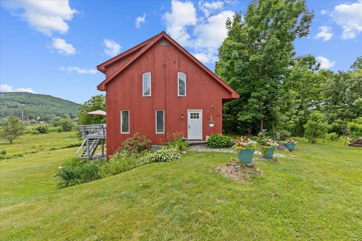 1487 River Road