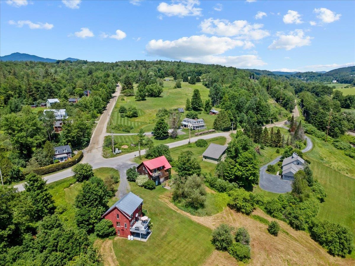 1487 River Road