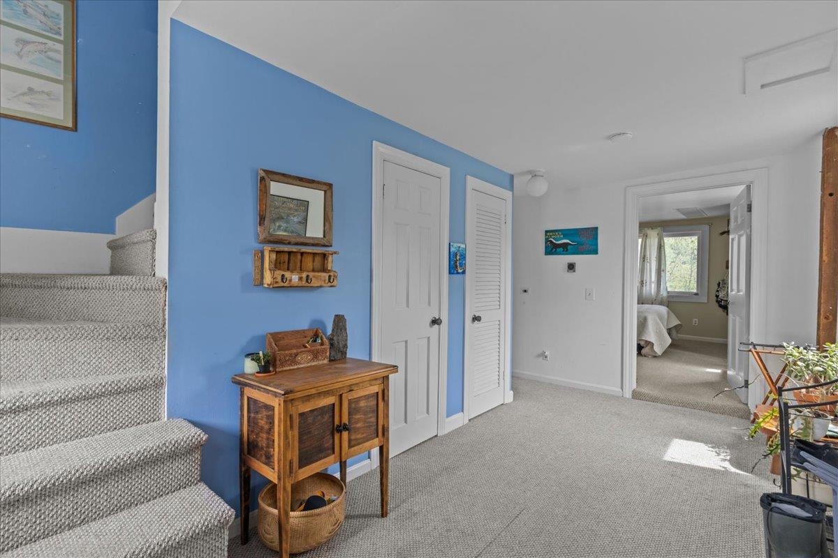 1487 River Road