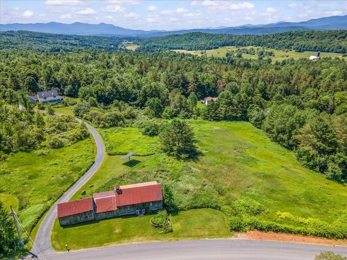 2852 Centerville Road