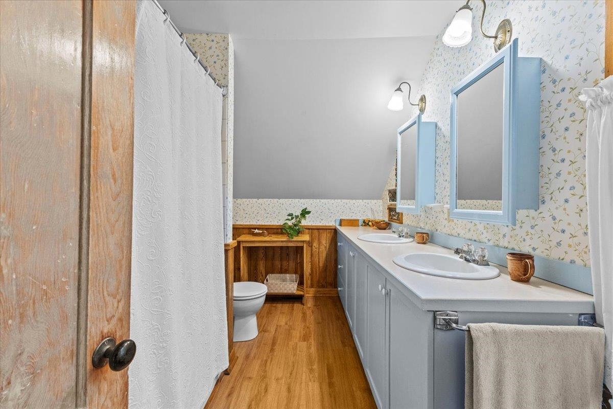 2367 Elmore Mountain Road