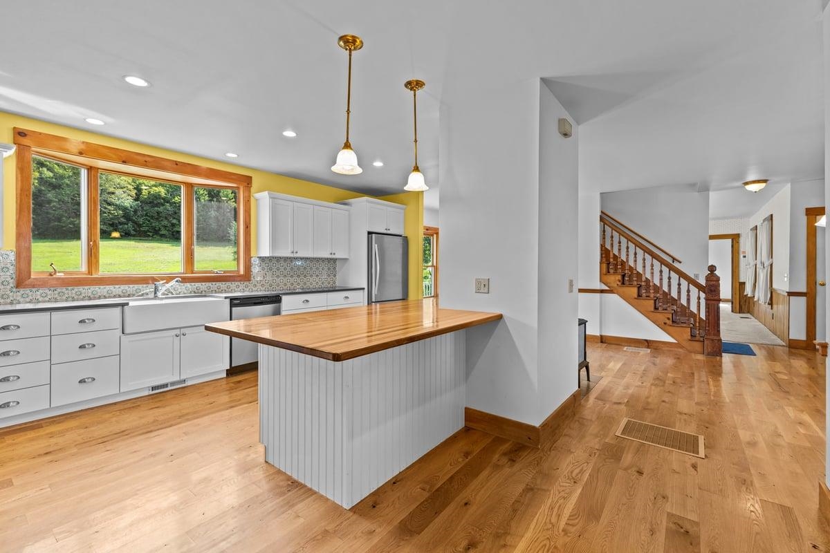 2367 Elmore Mountain Road