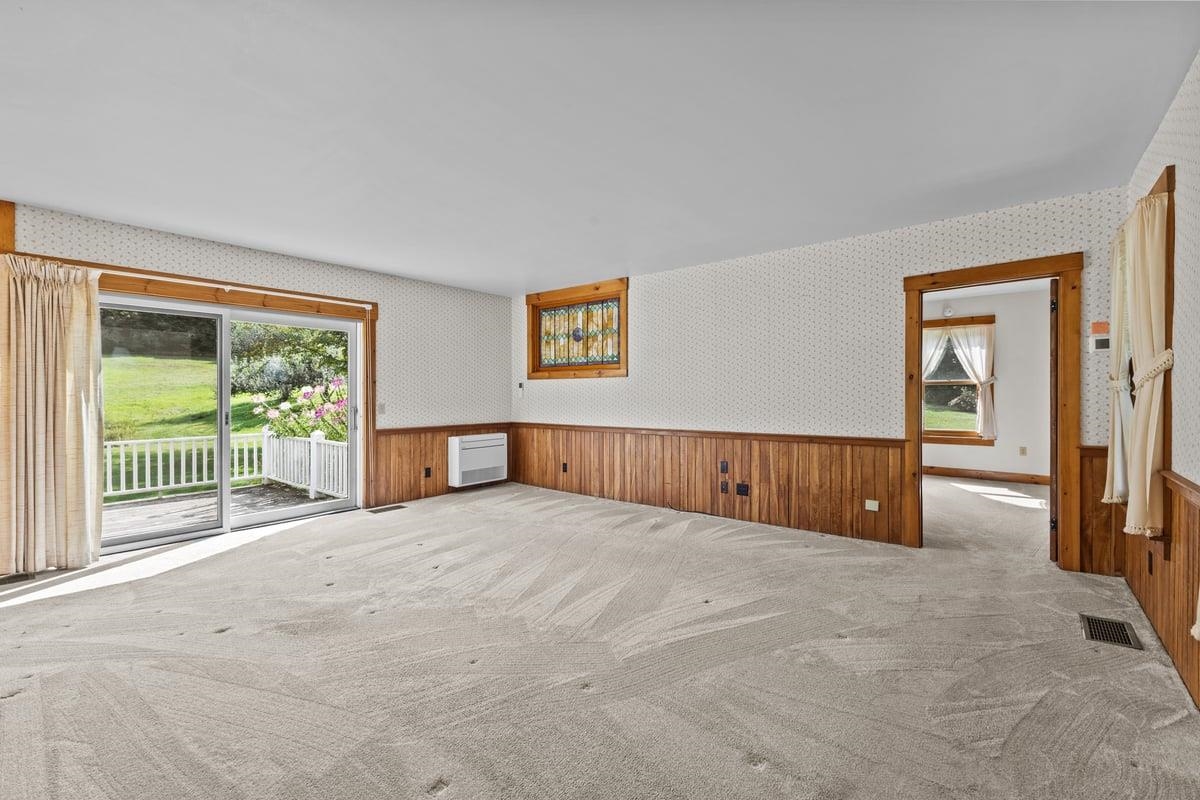 2367 Elmore Mountain Road