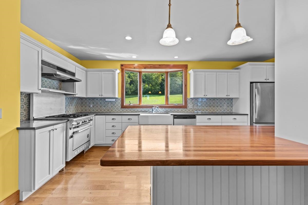 2367 Elmore Mountain Road