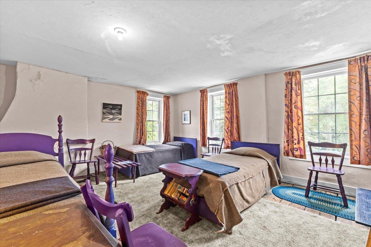 33 Sterling Valley Road