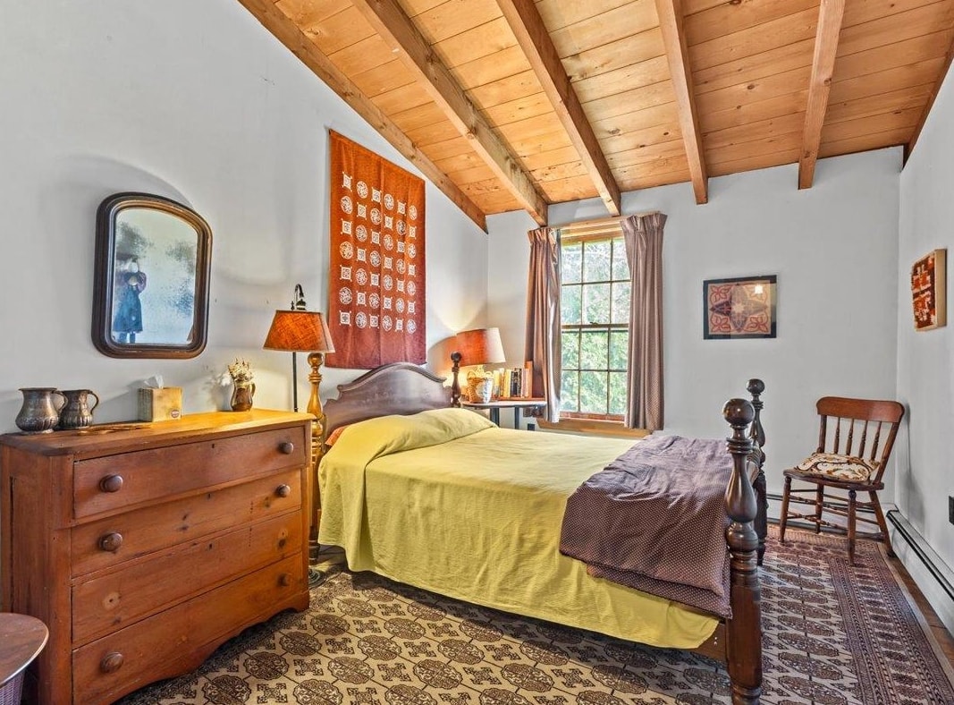 33 Sterling Valley Road