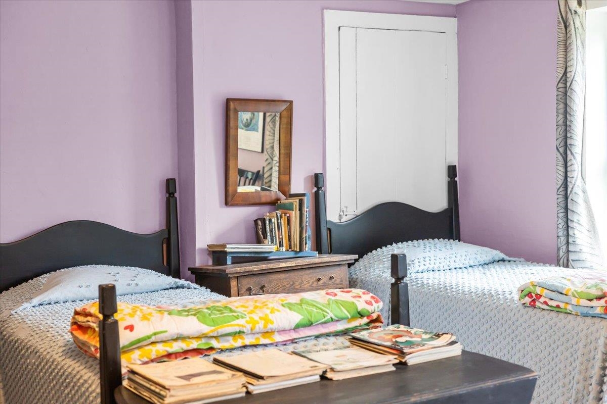 33 Sterling Valley Road