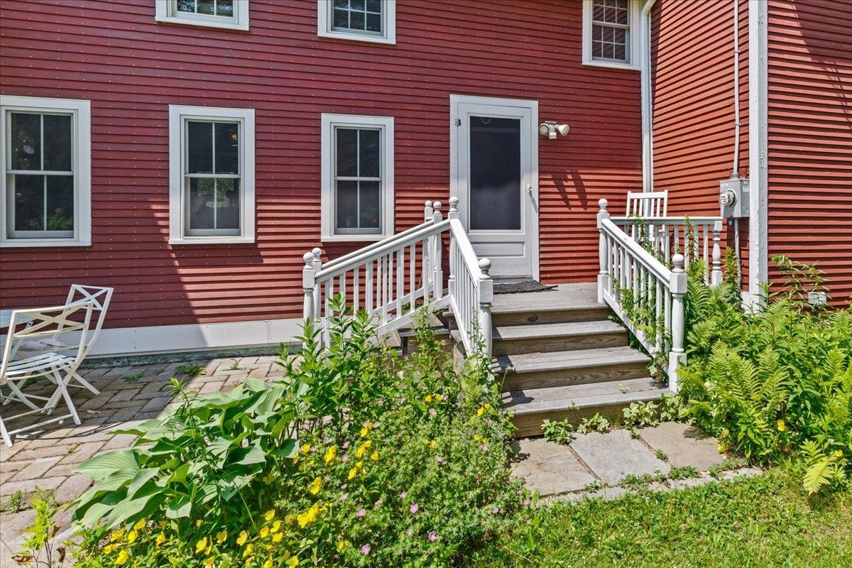 33 Sterling Valley Road