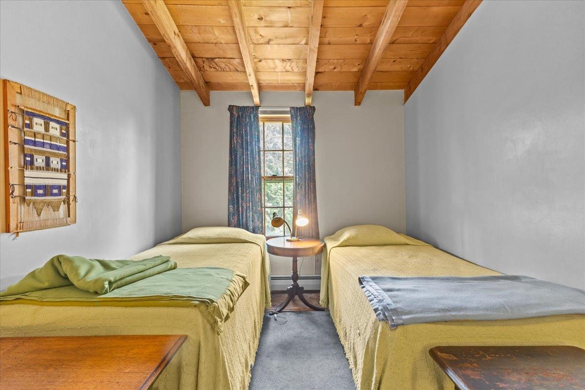 33 Sterling Valley Road