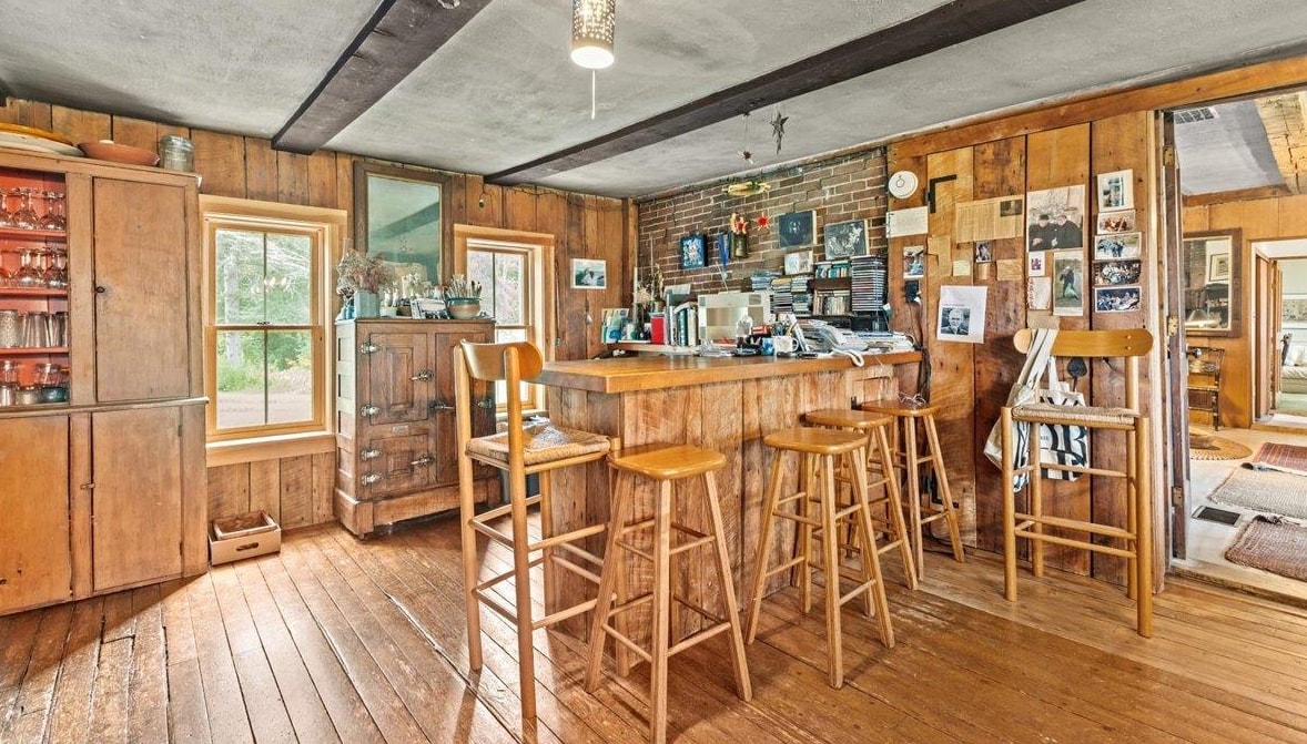 33 Sterling Valley Road