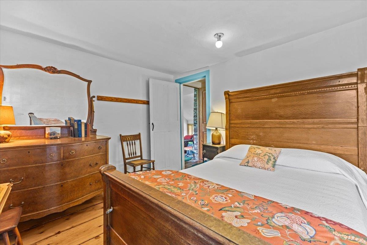 33 Sterling Valley Road