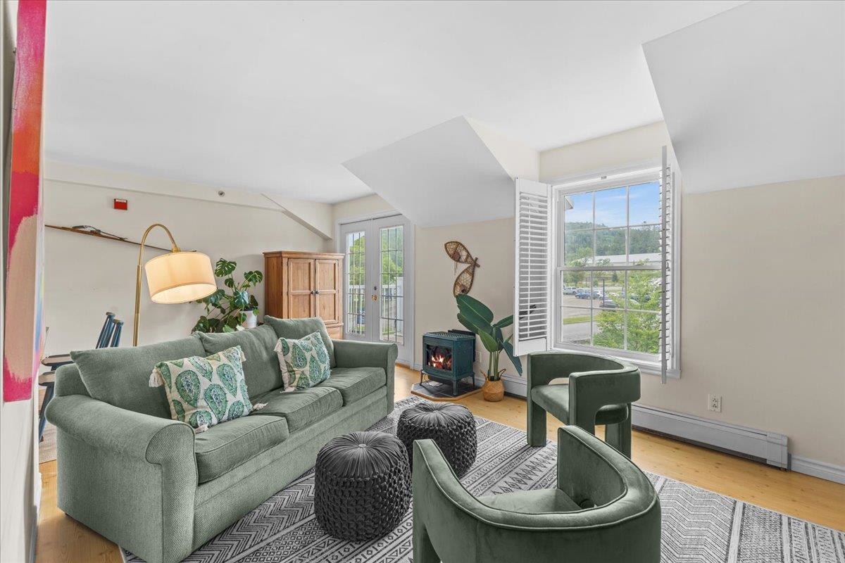 44 Park Place Unit: #205