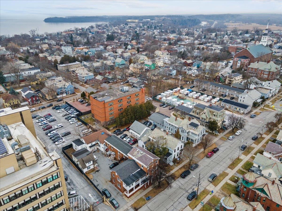 21-25 Elmwood Avenue