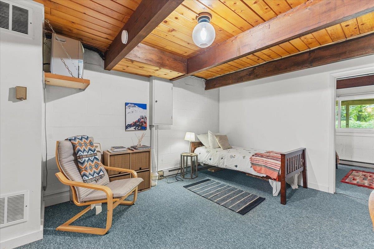 67 Fox Hill Road Unit: 4