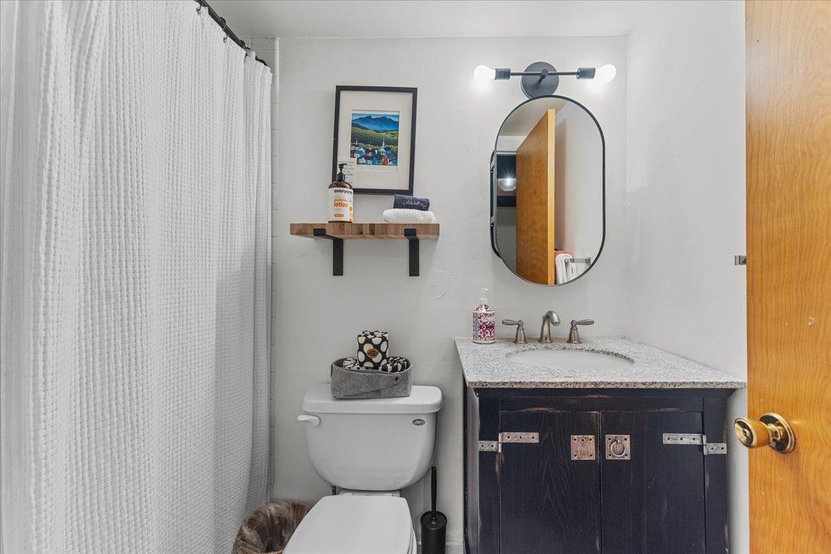 67 Fox Hill Road Unit: 4