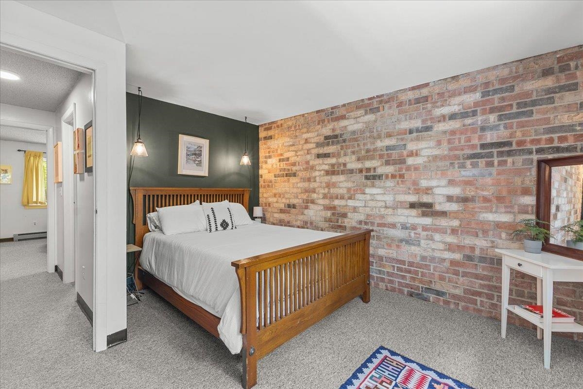 67 Fox Hill Road Unit: 4