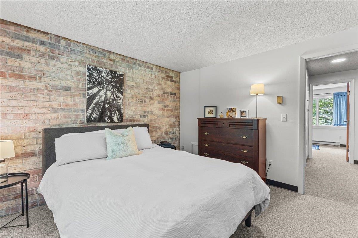 67 Fox Hill Road Unit: 4