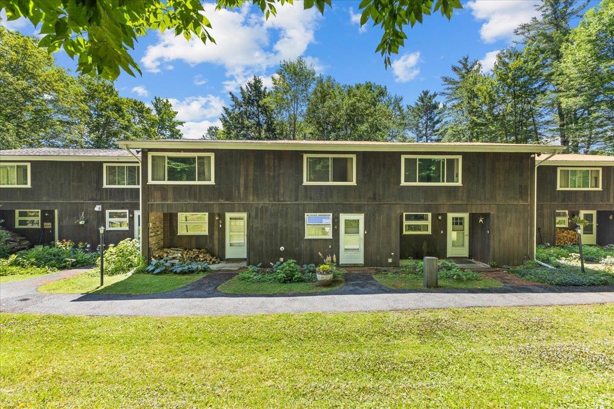 67 Fox Hill Road Unit: 4