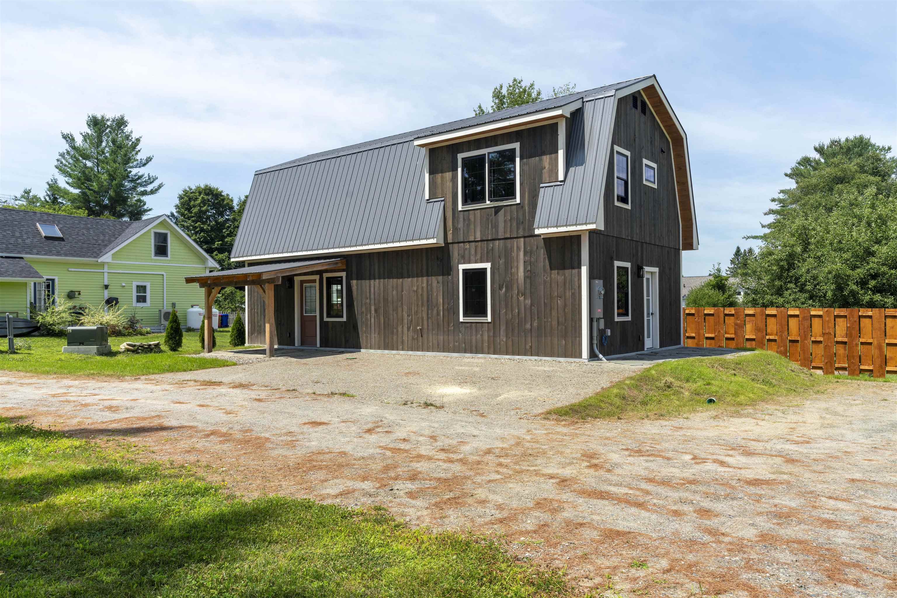 33 Home Acre Street