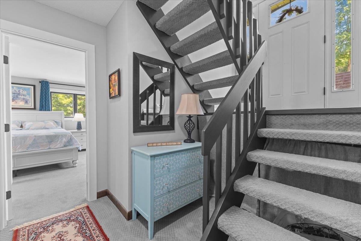 688 Glenbrook Road