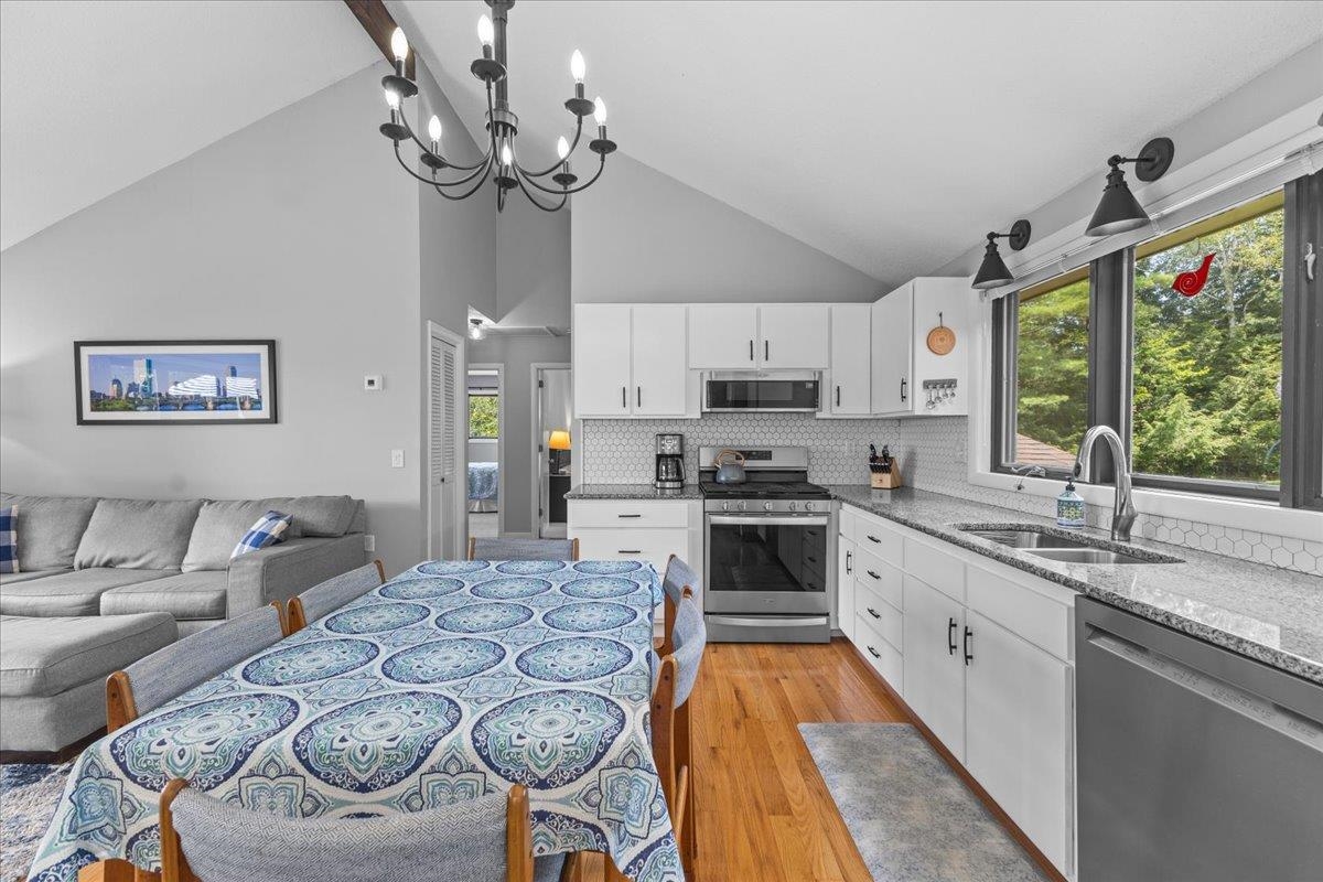 688 Glenbrook Road