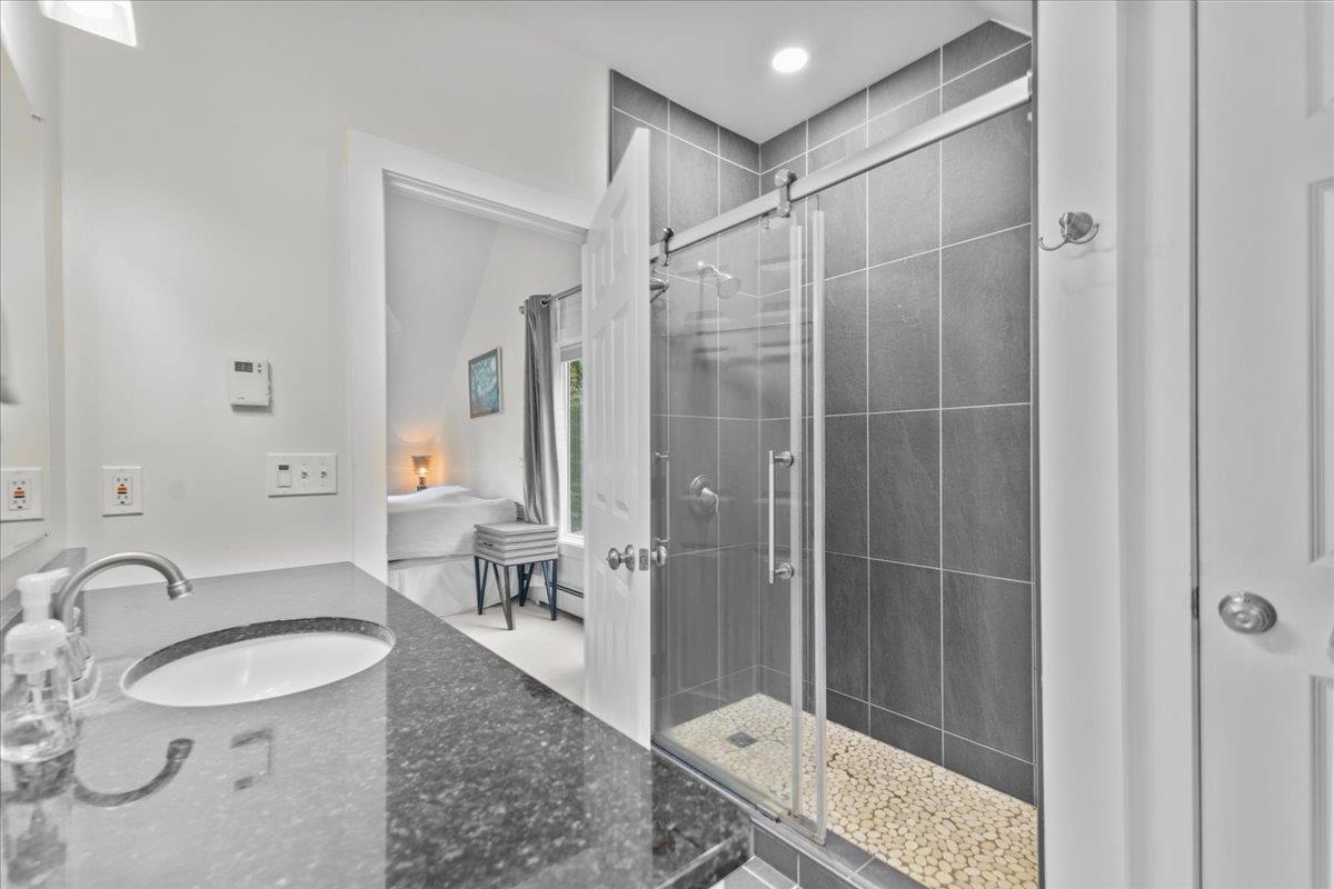 367 Sylvan Park Road