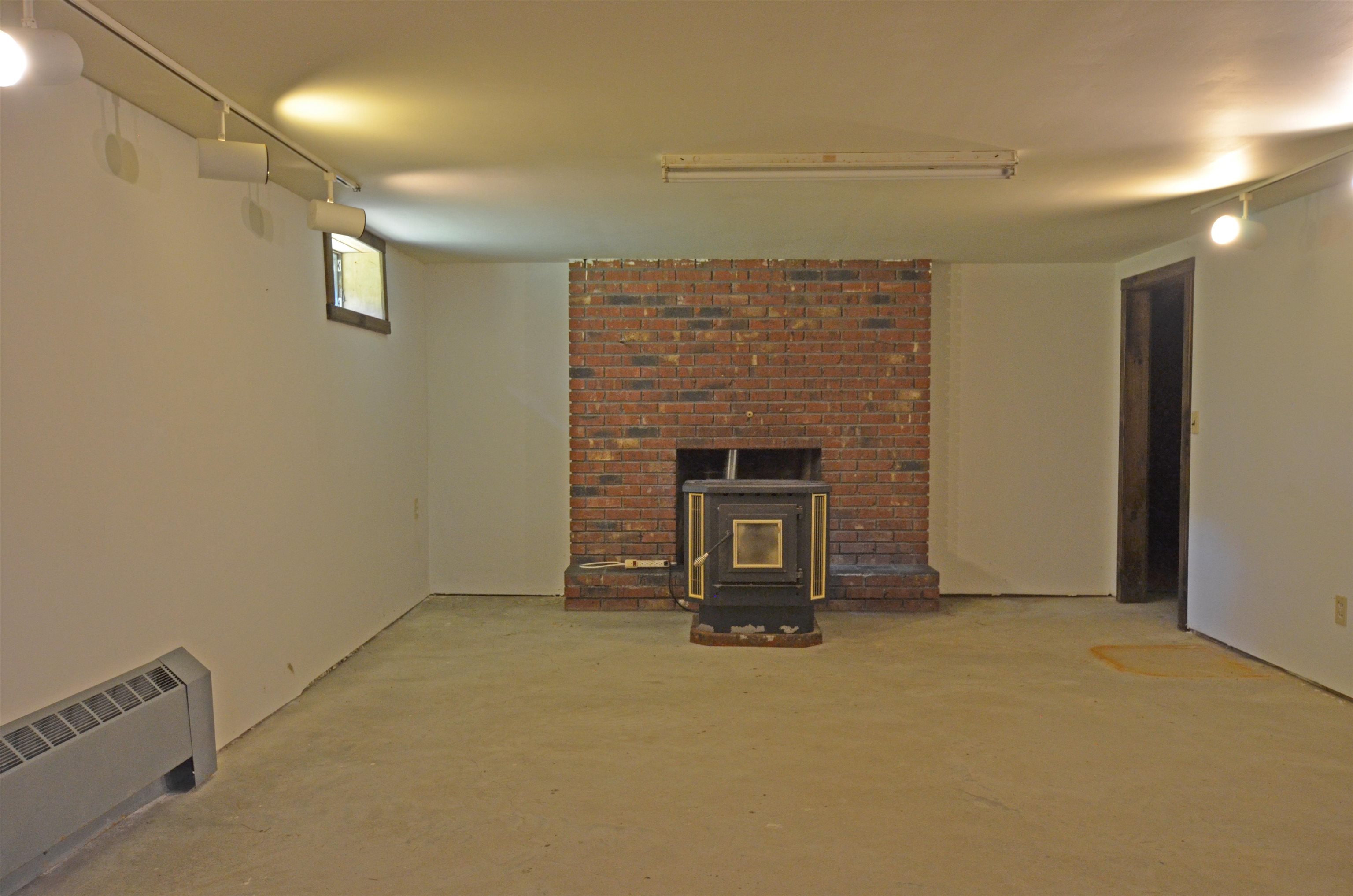 1375 Clay Hill Road