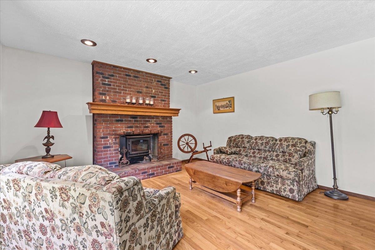 1375 Clay Hill Road