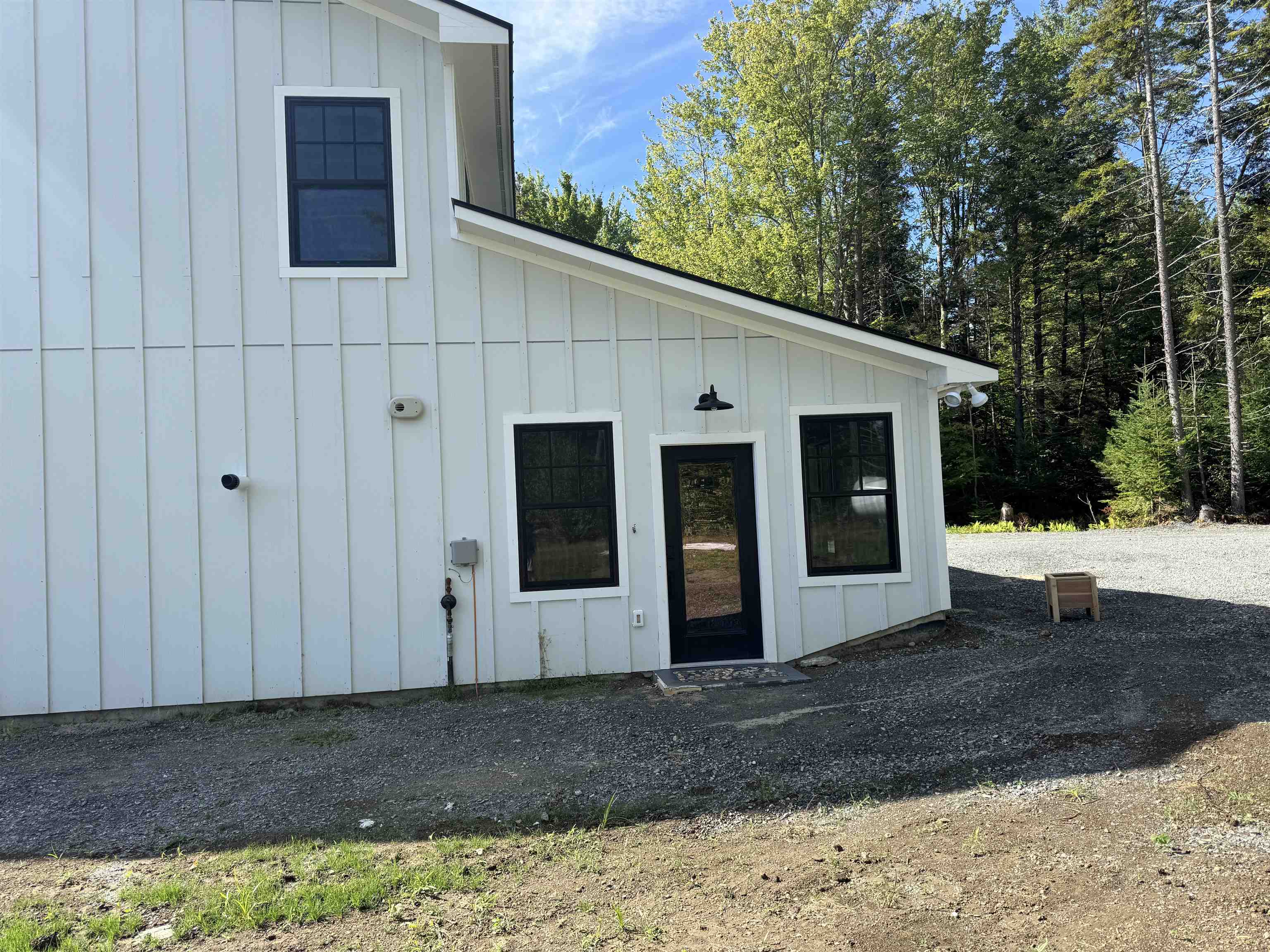 1279 Campbell Road