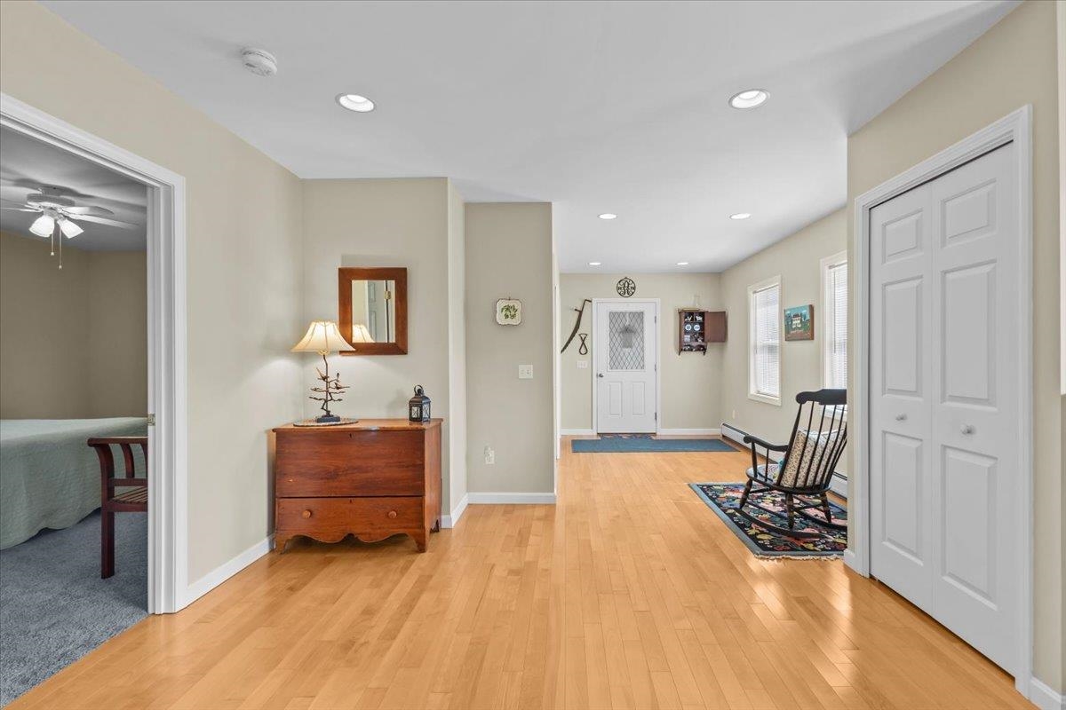 196 Stagecoach Road Unit: 4