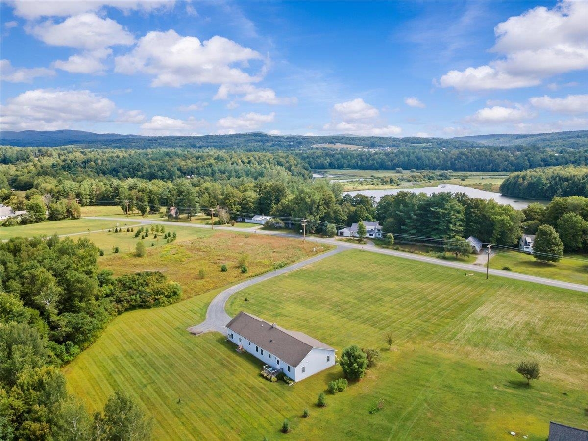 196 Stagecoach Road Unit: 4