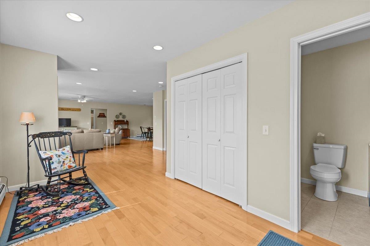 196 Stagecoach Road Unit: 4