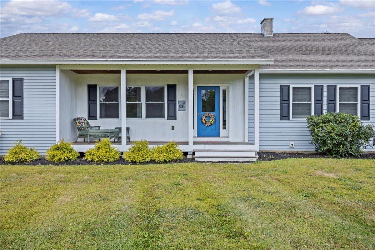 196 Stagecoach Road Unit: 4