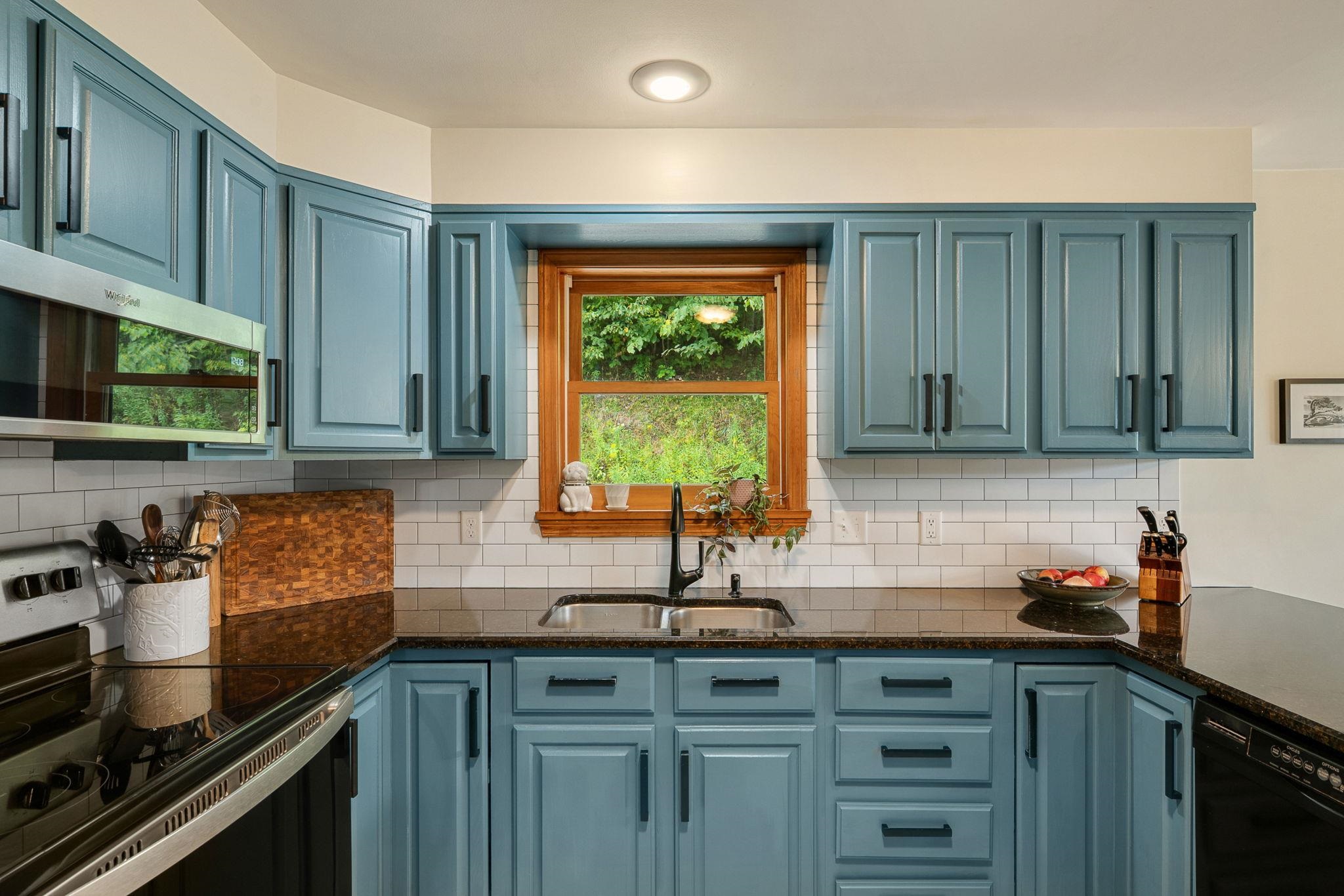 140 Point Ridge Road